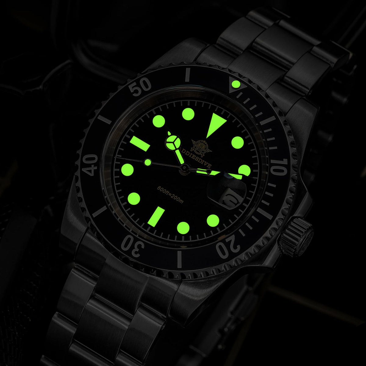 41MM Quartz Dive Watch Stainless Steel Bracelet M241