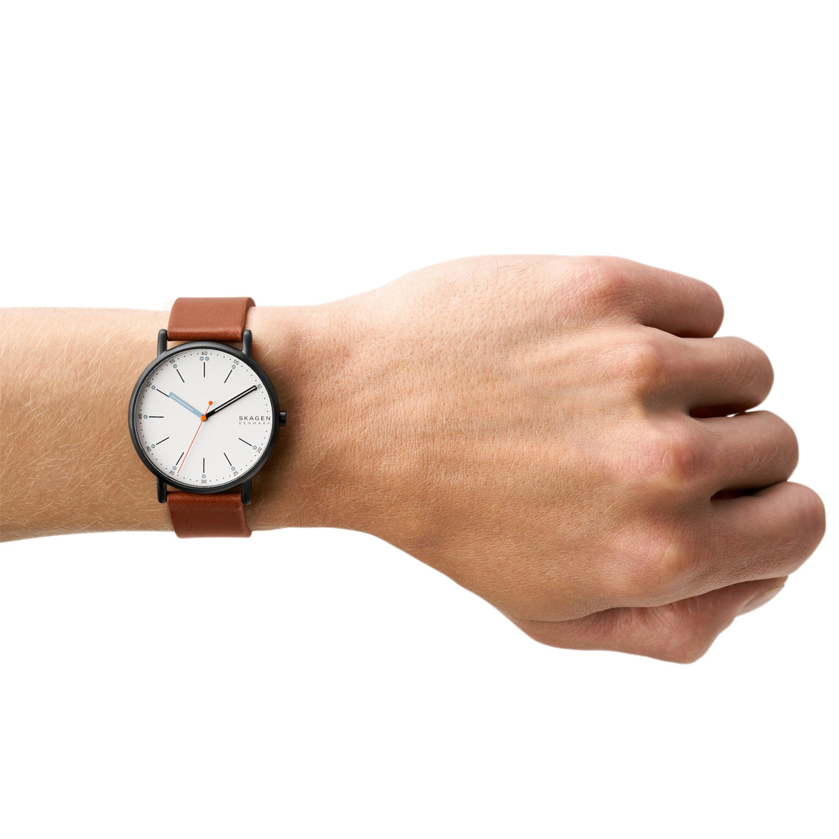 Minimalist Stainless Steel Watch L7401