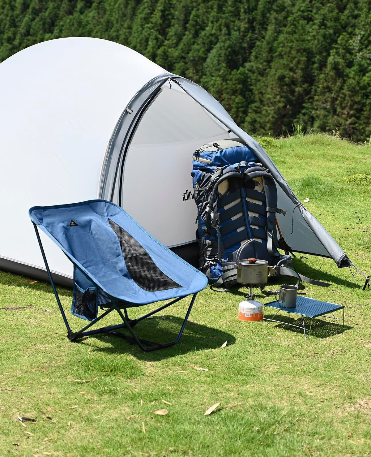 Ultralight Compact Folding Table Z88950