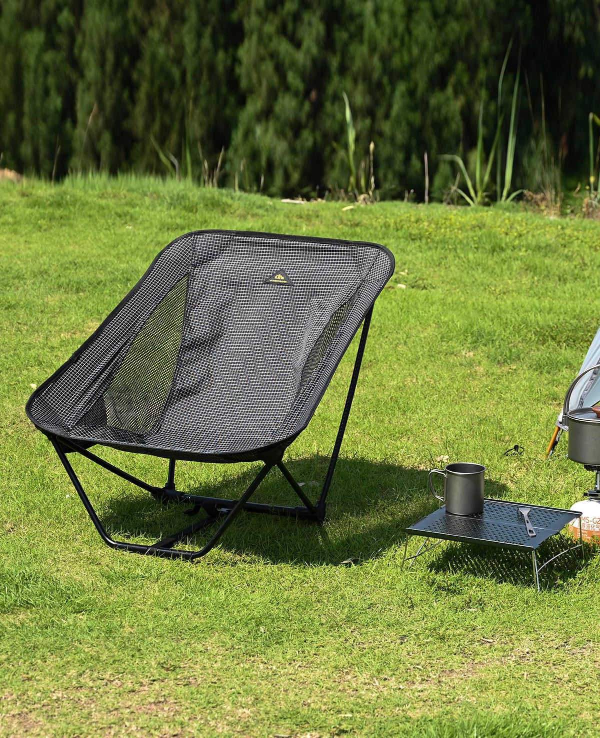 Ultralight Compact Folding Table Z88950